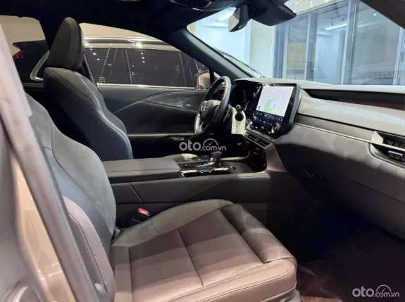 Lexus RX 350 Luxury 2024 - 3.900KM - SIÊU MỚI - SIÊU LƯỚT