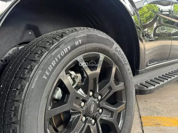 Ford Everest Sport 2.0 AT 4x2 2024 - FORD EVEREST 2024 SPORT_1 CHỦ ĐI ÍT_HỖ TRỢ TRẢ TRƯỚC 300tr