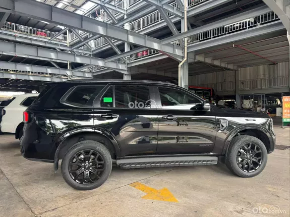 Ford Everest Sport 2.0 AT 4x2 2024 - FORD EVEREST 2024 SPORT_1 CHỦ ĐI ÍT_HỖ TRỢ TRẢ TRƯỚC 300tr