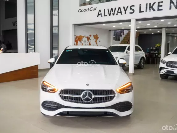 Mercedes-Benz C200 Avantgarde 2025 - Mercedes C200 Avantgarde 2025 siêu lướt cực đẹp
