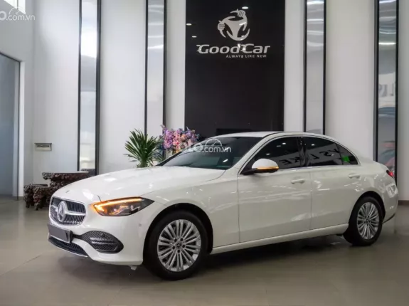 Mercedes-Benz C200 Avantgarde 2025 - Mercedes C200 Avantgarde 2025 siêu lướt cực đẹp