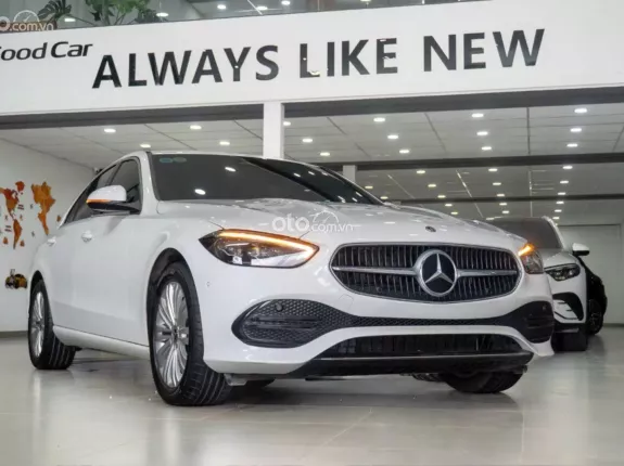 Mercedes-Benz C200 Avantgarde 2025 - Mercedes C200 Avantgarde 2025 siêu lướt cực đẹp