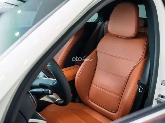 Mercedes-Benz C200 Avantgarde 2025 - Mercedes C200 Avantgarde 2025 siêu lướt cực đẹp