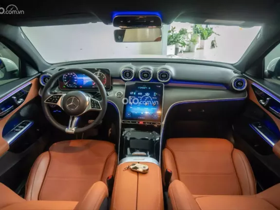 Mercedes-Benz C200 Avantgarde 2025 - Mercedes C200 Avantgarde 2025 siêu lướt cực đẹp