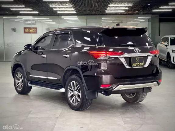 Toyota Fortuner 2.7 V 4X4 AT 2016 - Model 2017 Nhập Indo Bền Bỉ, Tiết Kiệm