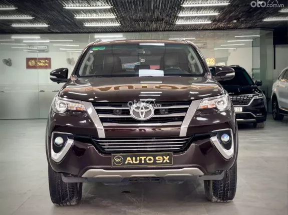 Toyota Fortuner 2.7 V 4X4 AT 2016 - Model 2017 Nhập Indo Bền Bỉ, Tiết Kiệm