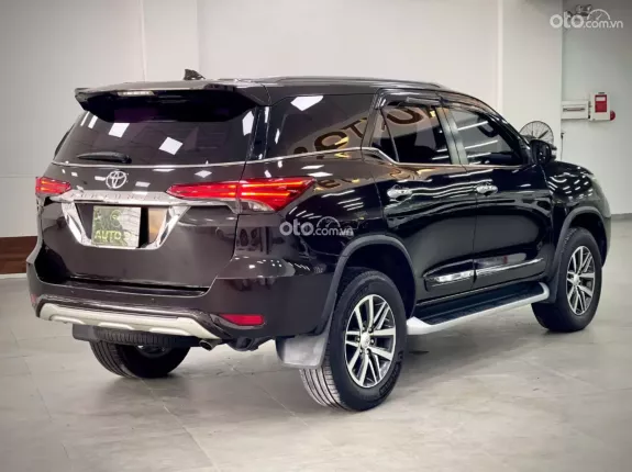 Toyota Fortuner 2.7 V 4X4 AT 2016 - Model 2017 Nhập Indo Bền Bỉ, Tiết Kiệm
