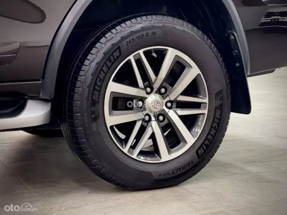 Toyota Fortuner 2.7 V 4X4 AT 2016 - Model 2017 Nhập Indo Bền Bỉ, Tiết Kiệm