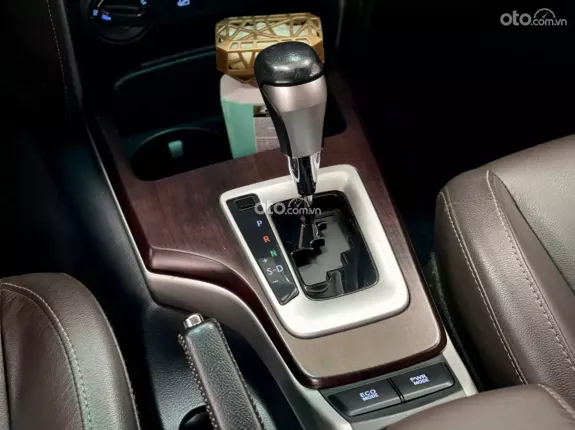 Toyota Fortuner 2.7 V 4X4 AT 2016 - Model 2017 Nhập Indo Bền Bỉ, Tiết Kiệm