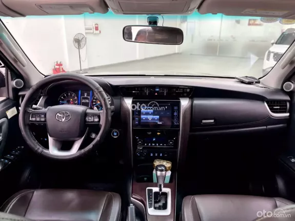 Toyota Fortuner 2.7 V 4X4 AT 2016 - Model 2017 Nhập Indo Bền Bỉ, Tiết Kiệm