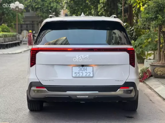 Kia Carnival 2.2D Premium 2025 - Full Premium Siêu Lướt Chỉ 15000km