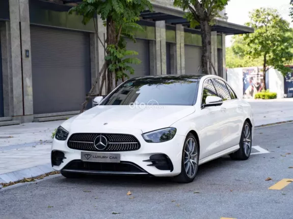 Mercedes-Benz E300 AMG 2021 - Tư nhân chính chủ, full options công nghệ hiện đại