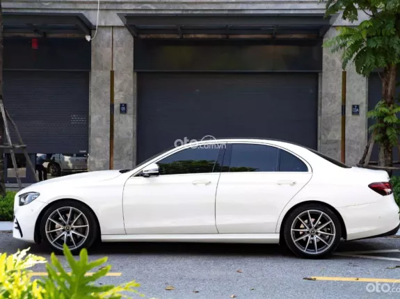 Mercedes-Benz E300 AMG 2021 - Tư nhân chính chủ, full options công nghệ hiện đại