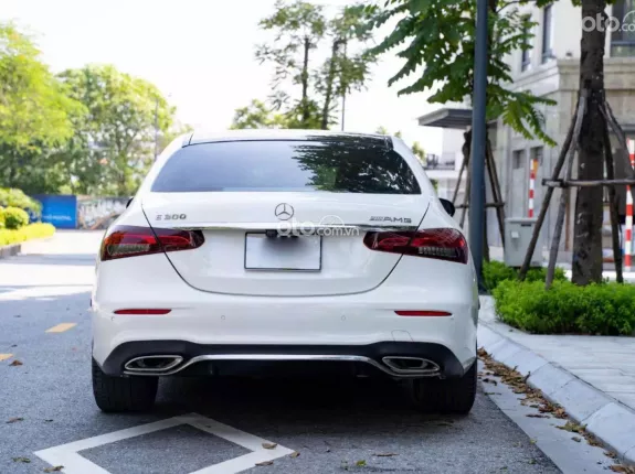 Mercedes-Benz E300 AMG 2021 - Tư nhân chính chủ, full options công nghệ hiện đại