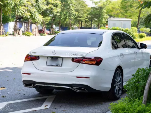 Mercedes-Benz E300 AMG 2021 - Tư nhân chính chủ, full options công nghệ hiện đại