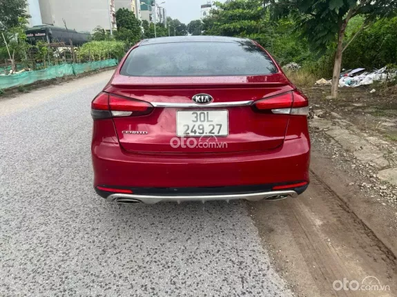 Kia Cerato 1.6 AT Deluxe 2018 - Xe cực đẹp, giá tốt xem tại Hà Nội