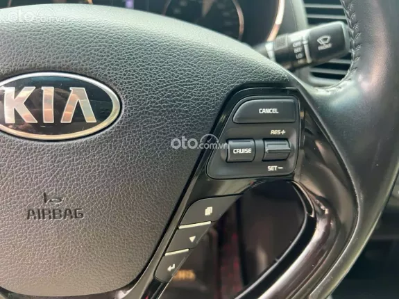 Kia Cerato 1.6 AT Deluxe 2018 - Xe cực đẹp, giá tốt xem tại Hà Nội
