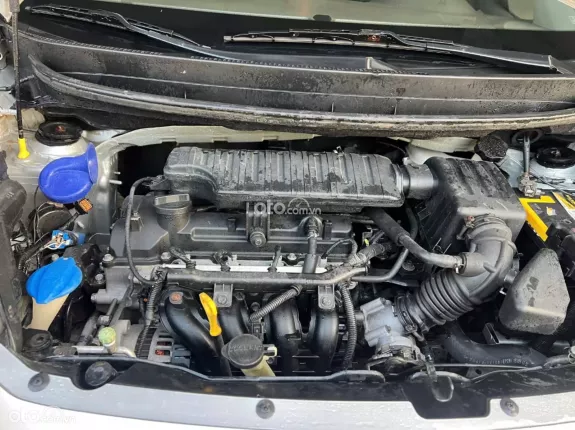 Kia Morning 1.25 MT 2016 - Bản base. Xe đẹp, không lỗi, thân vỏ zin. Nội ngoại thất đẹp. Màn hình cam lùi đủ,
