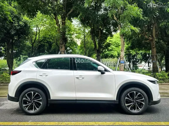 Mazda CX-5 2.0 Luxury 2025 - Siêu mới, odo 9000km siêu lướt