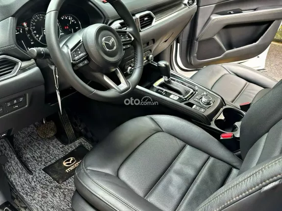 Mazda CX-5 2.0 Luxury 2025 - Siêu mới, odo 9000km siêu lướt