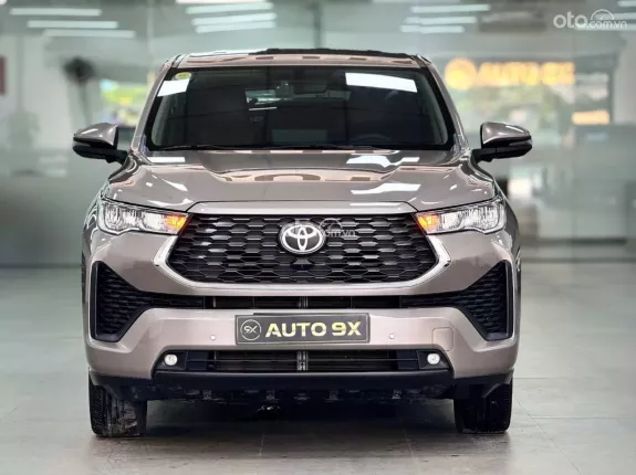 Toyota Innova Cross 2024 - Model 2025 siêu đẹp - Full lịch sử bảo dưỡng hãng