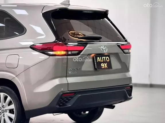 Toyota Innova Cross 2024 - Model 2025 siêu đẹp - Full lịch sử bảo dưỡng hãng