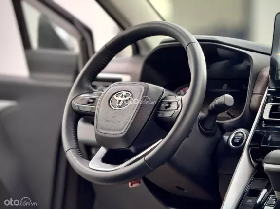Toyota Innova Cross 2024 - Model 2025 siêu đẹp - Full lịch sử bảo dưỡng hãng