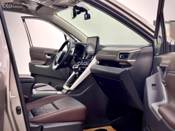 Toyota Innova Cross 2024 - Model 2025 siêu đẹp - Full lịch sử bảo dưỡng hãng