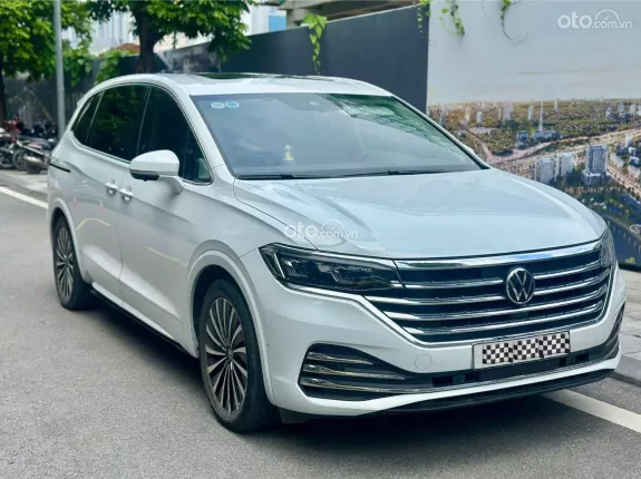 Volkswagen Viloran 2024 - Model 2025 siêu mới, tư nhân chính chủ, options miên man