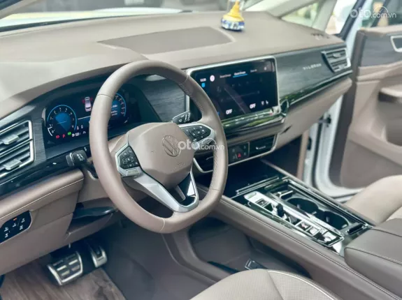 Volkswagen Viloran 2024 - Model 2025 siêu mới, tư nhân chính chủ, options miên man