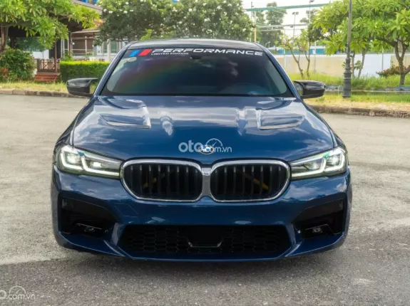 BMW 530i Luxury Line 2022 - BMW 520i Luxury 2022 up full M5 1 chủ cực đẹp