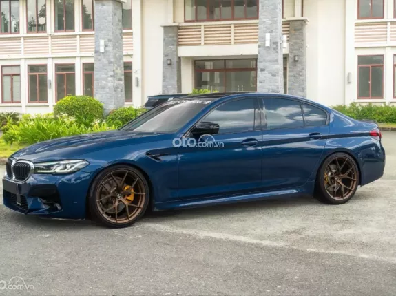 BMW 530i Luxury Line 2022 - BMW 520i Luxury 2022 up full M5 1 chủ cực đẹp