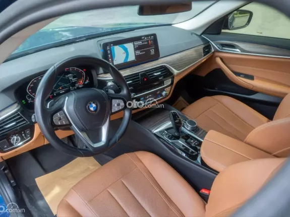 BMW 530i Luxury Line 2022 - BMW 520i Luxury 2022 up full M5 1 chủ cực đẹp