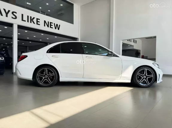 Mercedes-Benz C300 AMG 2021 - Siêu lướt 38.000km 1 chủ đập thùng cực đẹp