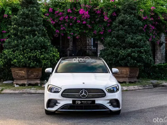 Mercedes-Benz E300 AMG 2022 - BAO ĐẬU BANK 70-90% (Ib Zalo tư vấn trực tiếp 24/7)