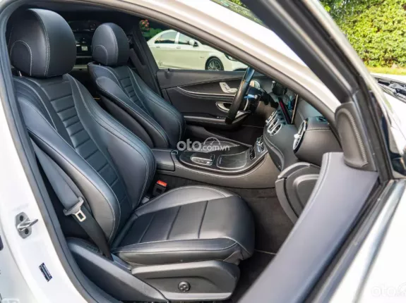 Mercedes-Benz E300 AMG 2022 - BAO ĐẬU BANK 70-90% (Ib Zalo tư vấn trực tiếp 24/7)