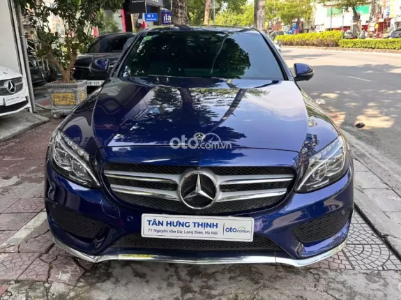 Mercedes-Benz C300 AMG 2018 - Xe đẹp bảo dưỡng đầy đủ