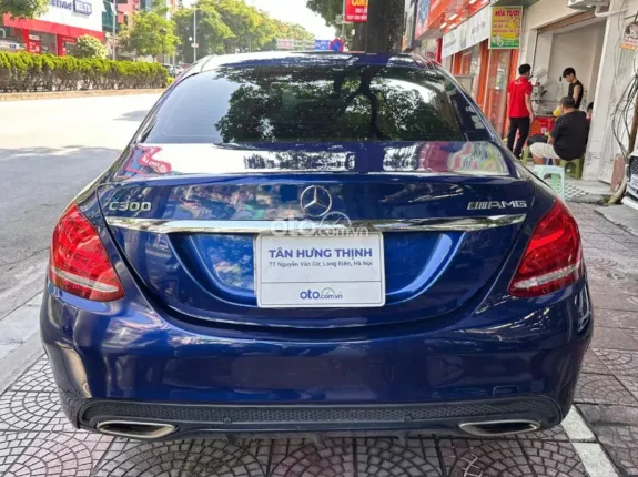 Mercedes-Benz C300 AMG 2018 - Xe đẹp bảo dưỡng đầy đủ