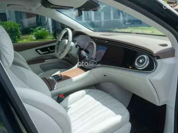 Mercedes-Benz EQS 2023 - SUV thuần điện 7 chổ đỉnh bảng Mercedes