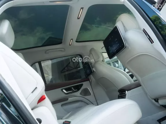 Mercedes-Benz EQS 2023 - SUV thuần điện 7 chổ đỉnh bảng Mercedes