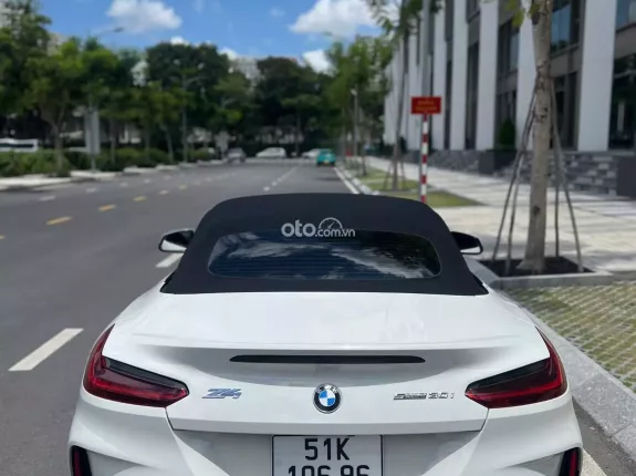 BMW Z4 sDrive30i 2020 - Siêu phẩm mui trần nội thất đỏ nổi bật