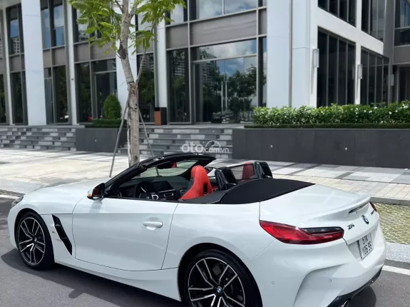 BMW Z4 sDrive30i 2020 - Siêu phẩm mui trần nội thất đỏ nổi bật