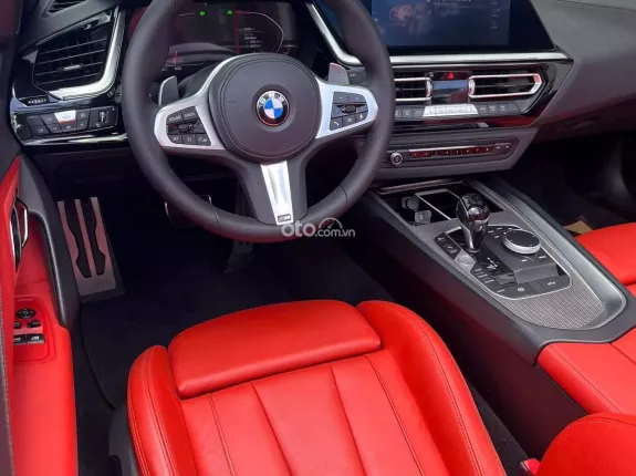 BMW Z4 sDrive30i 2020 - Siêu phẩm mui trần nội thất đỏ nổi bật