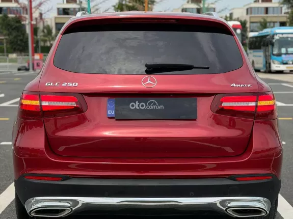 Mercedes-Benz GLC 250 4Matic 2019 - Xe cá nhân chủ sử dụng kỹ, cam kết không đâm đụng ngập nước