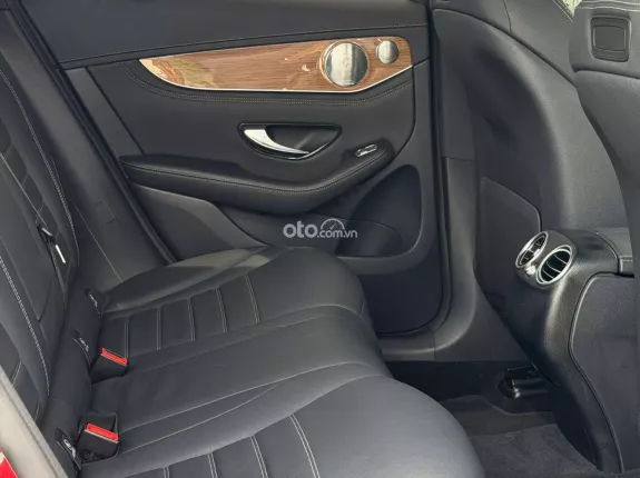 Mercedes-Benz GLC 250 4Matic 2019 - Xe cá nhân chủ sử dụng kỹ, cam kết không đâm đụng ngập nước