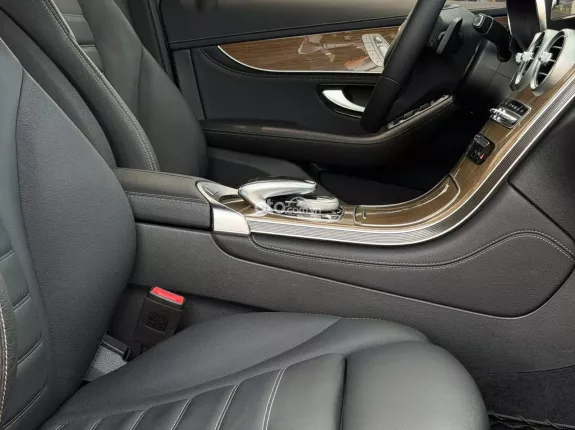 Mercedes-Benz GLC 250 4Matic 2019 - Xe cá nhân chủ sử dụng kỹ, cam kết không đâm đụng ngập nước
