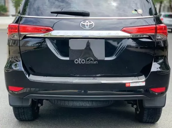 Toyota Fortuner 2.4G 4x2 AT  2021 - 7 chỗ SUV tự động 6 cấp