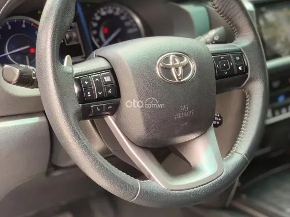 Toyota Fortuner 2.4G 4x2 AT  2021 - 7 chỗ SUV tự động 6 cấp