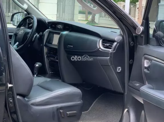 Toyota Fortuner 2.4G 4x2 AT  2021 - 7 chỗ SUV tự động 6 cấp