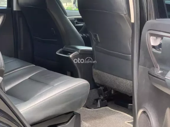 Toyota Fortuner 2.4G 4x2 AT  2021 - 7 chỗ SUV tự động 6 cấp
